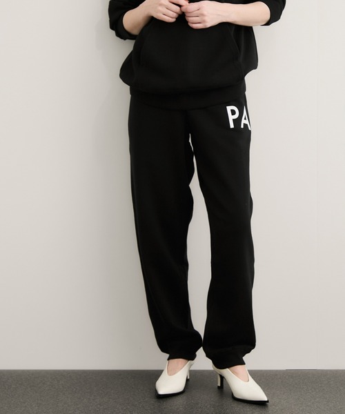 le cercle ADAM ET ROPE'(ルセルクルアダムエロペ)の「【Regency works(リージェンシーワークス)】PARIS SWEAT PANTS(その他パンツ・レディース・ブラック系その他/ホワイト系その他2・FREE)」の1枚目の写真