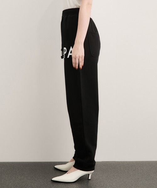 le cercle ADAM ET ROPE'(ルセルクルアダムエロペ)の「【Regency works(リージェンシーワークス)】PARIS SWEAT PANTS(その他パンツ・レディース・ブラック系その他/ホワイト系その他2・FREE)」の7枚目の写真