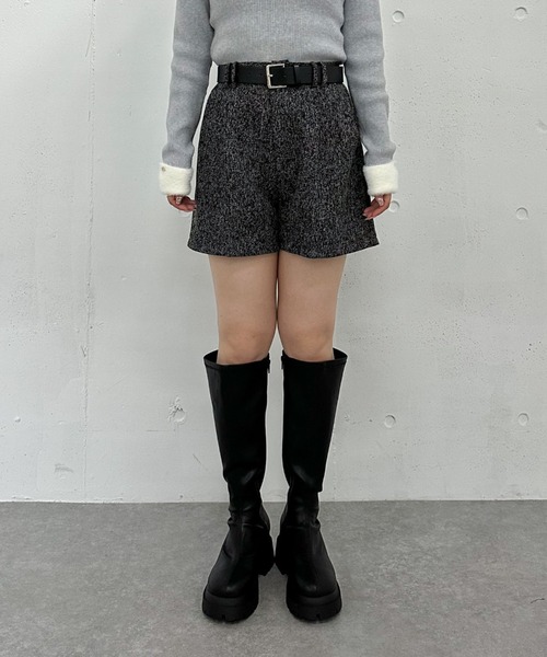archives（アルシーヴ）の「ベルト付ツイードショートパンツ（その他パンツ・レディース・チャコールグレー/ブラック・MEDIUM）」の4枚目の写真