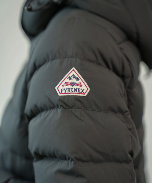FREAK'S STORE(フリークスストア)の「PYRENEX/ピレネックス SPOUTNIC LONG SOFT 2 / スプートニックロングソフト2 / HWU063(ダウンジャケット/コート・レディース・ブラック/ネイビー・36/38/40)」の5枚目の写真