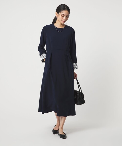 green label relaxing（グリーンレーベルリラクシング）の「［size SHORTあり］ソデレース 2WAY ワンピース（ワンピース・レディース・ネイビー・38/36/SHORT）」の13枚目の写真