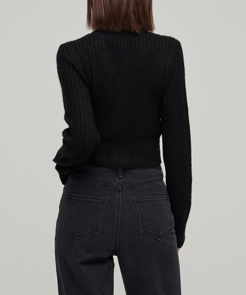 MUSINSA STANDARD WOMAN（ムシンサスタンダードウーマン）の「ウィメンズソフトブークルリブクロップカーディガン[ブラック]（カーディガン/ボレロ・レディース・その他・SMALL/MEDIUM/LARGE/X-SMALL）」の3枚目の写真