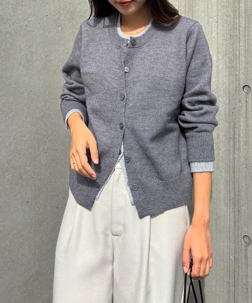 ISOOK（アイスー）の「【ISOOK / アイスー】配色レイヤードカーディガン / ニット カーディガン バイカラー 秋冬 厚手 ミドル丈 長袖 羽織り グレー ZOZOTOWN限定（カーディガン/ボレロ・レディース・グレー/チャコールグレー・FREE）」の2枚目の写真
