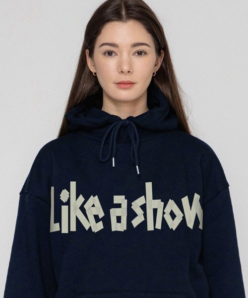 GRAVER（グレーバー）の「[ユニセックス]テープロゴフードパーカー_2カラー（パーカー・レディース・ネイビー/ブラック・SMALL/MEDIUM/LARGE/X-LARGE）」の5枚目の写真