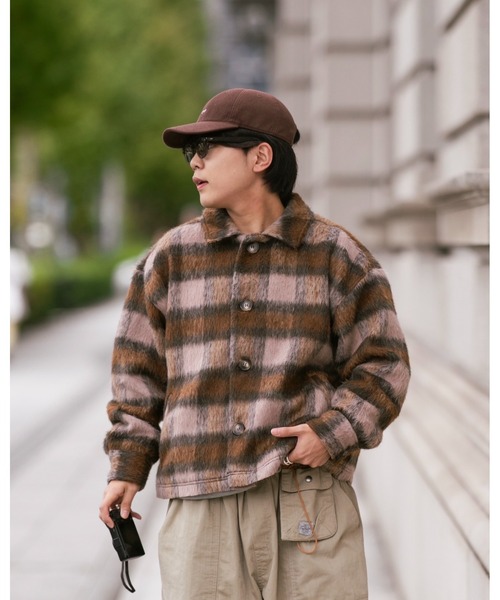 CIASU(シアス)の「レトロチェックシャツブルゾン(ニット/セーター・メンズ・ブラック/ブラウン・LARGE/MEDIUM)」の4枚目の写真