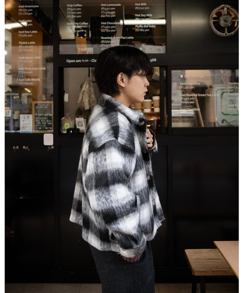 CIASU(シアス)の「レトロチェックシャツブルゾン(ニット/セーター・メンズ・ブラック/ブラウン・LARGE/MEDIUM)」の14枚目の写真