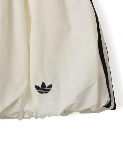 adidas（アディダス）の「adidas BALLOON SKIRT / アディダス バルーン スカート（スカート・レディース・ホワイト・S/M/L）」の4枚目の写真