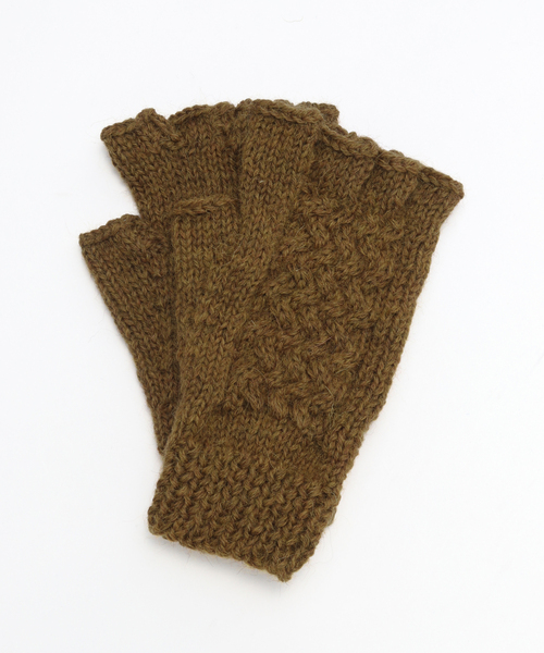Black Sheep(ブラックシープ)の「【BLACK SHEEP / ブラックシープ】 HandKnit Cable Glove(手袋・メンズ・イエロー/ブラウン/ブラック/チャコールグレー/ブルー・FREE)」の5枚目の写真