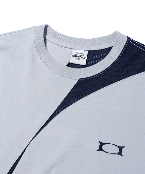 CRITIC（クリティック）の「INCISION MESH LONG SLEEVE T-SHIRTS LIGHT GREY（Tシャツ/カットソー・レディース・その他・LARGE/X-LARGE）」の3枚目の写真