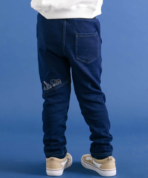 SLAP SLIP(スラップスリップ)の「グングンのぼるよはたらくくるま刺しゅうロングパンツ(80~130cm)(デニムパンツ・キッズ・ネイビー/ブルー・90cm/80cm/100cm/130cm/110cm/120cm)」の3枚目の写真