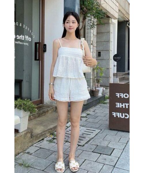LADY VOLUME（レディーボリューム）の「FLORAL LACE BLOUSE_WHITE（シャツ/ブラウス・レディース・その他・MEDIUM/SMALL）」の4枚目の写真