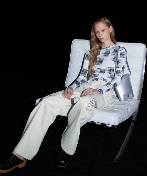 WNDERKAMMER(ブンダーカンマー)の「ワッフルストレートパンツ_アイボリー(その他パンツ・レディース・その他・MEDIUM/SMALL/X-SMALL)」の2枚目の写真