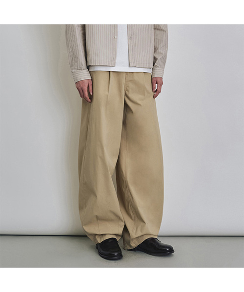MUSINSA｜ムシンサ（メンズ）のスラックス（ベージュ系・ワイド