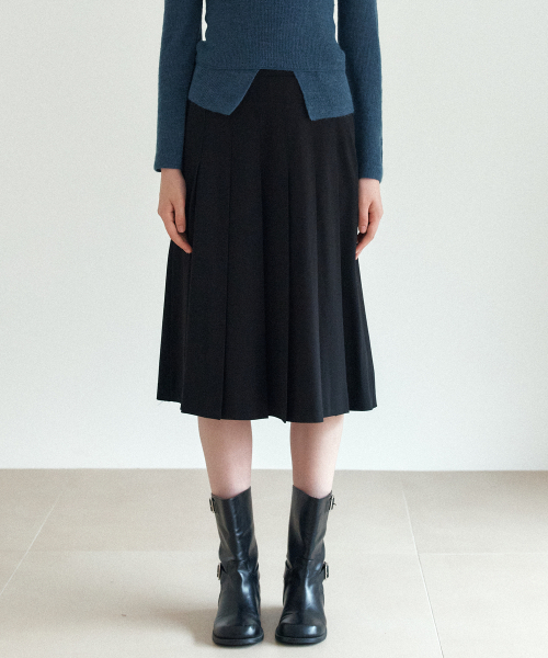 YUPPE(ヨッペ)の「プリーツウールスカート_ブラック(スカート・レディース・その他・SMALL/MEDIUM)」の3枚目の写真