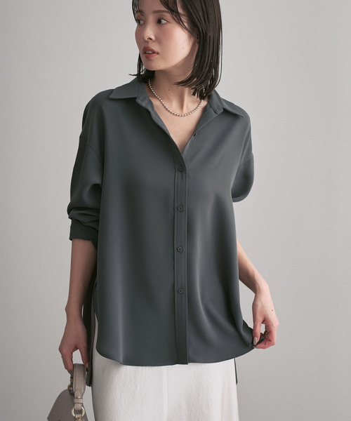 Noble（ノーブル）の「《追加》シーズンカラープレーンシャツ（シャツ/ブラウス・レディース・グリーン/チャコールグレー/ホワイト・FREE）」の9枚目の写真