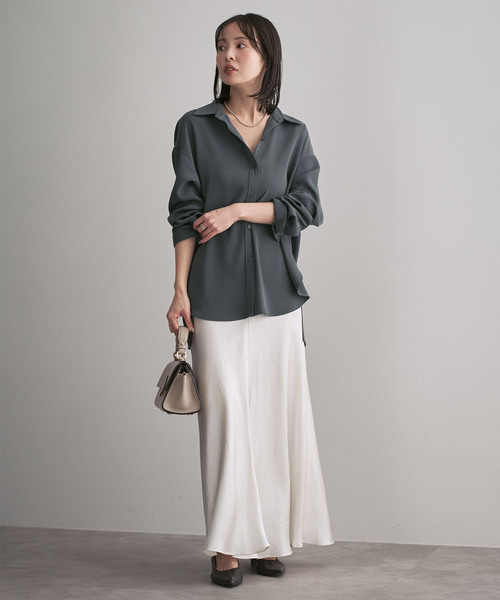 Noble（ノーブル）の「《追加》シーズンカラープレーンシャツ（シャツ/ブラウス・レディース・グリーン/チャコールグレー/ホワイト・FREE）」の12枚目の写真