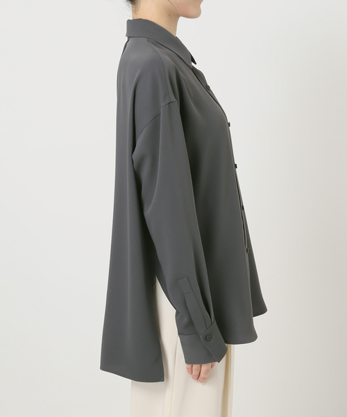 Noble（ノーブル）の「《追加》シーズンカラープレーンシャツ（シャツ/ブラウス・レディース・グリーン/チャコールグレー/ホワイト・FREE）」の14枚目の写真