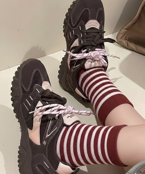 SHEPP（シープ）の「バイカラーシューレース チャンキーソール ダッドスニーカー（スニーカー・レディース・ベージュ/キャメル/ブラウン/イエロー・M/L）」の2枚目の写真