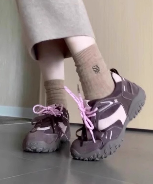 SHEPP（シープ）の「バイカラーシューレース チャンキーソール ダッドスニーカー（スニーカー・レディース・ベージュ/キャメル/ブラウン/イエロー・M/L）」の19枚目の写真