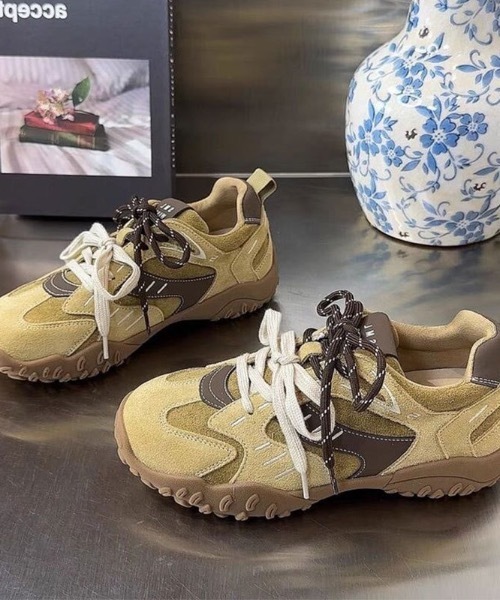 SHEPP（シープ）の「バイカラーシューレース チャンキーソール ダッドスニーカー（スニーカー・レディース・ベージュ/キャメル/ブラウン/イエロー・M/L）」の13枚目の写真