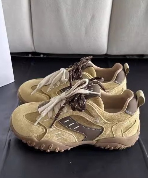 SHEPP（シープ）の「バイカラーシューレース チャンキーソール ダッドスニーカー（スニーカー・レディース・ベージュ/キャメル/ブラウン/イエロー・M/L）」の16枚目の写真