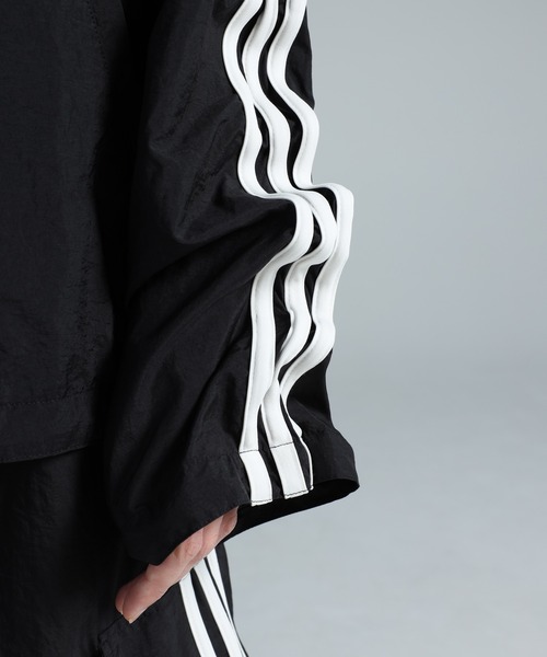 Y-3(ワイスリー)の「Y-3 NYLON WIRED 3 STRIPES TRACK TOP(ブルゾン・メンズ・ブラック・XX-SMALL/SMALL/MEDIUM/X-SMALL/LARGE/X-LARGE/XX-LARGE)」の2枚目の写真