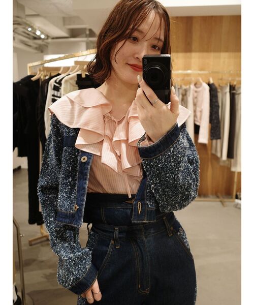 LAGUNAMOON（ラグナムーン）の「ラッフルパイピングブラウス（シャツ/ブラウス・レディース・ブルー/ホワイト/ピンク・FREE）」の3枚目の写真