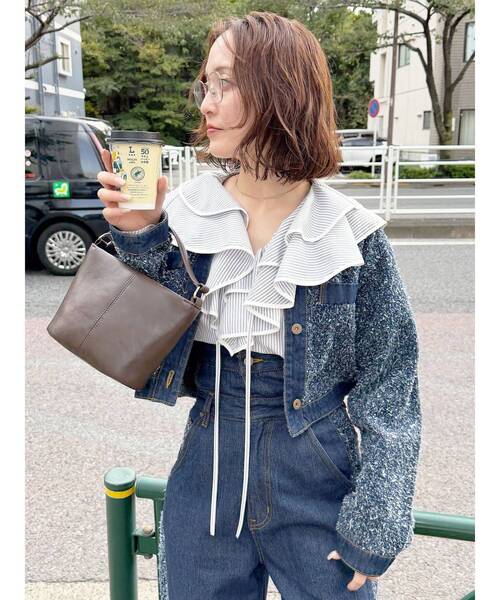 LAGUNAMOON（ラグナムーン）の「ラッフルパイピングブラウス（シャツ/ブラウス・レディース・ブルー/ホワイト/ピンク・FREE）」の5枚目の写真