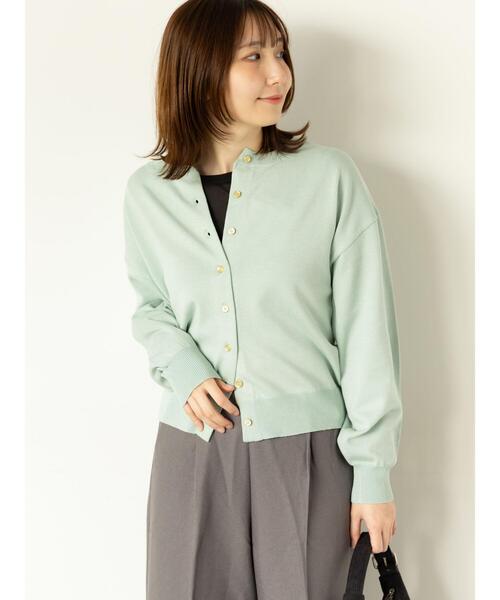 Te chichi TERRASSE（テチチテラス）の「金釦クルーネックカーディガン（カーディガン/ボレロ・レディース・チャコールグレー/イエロー/オフホワイト/ミント・F）」の3枚目の写真