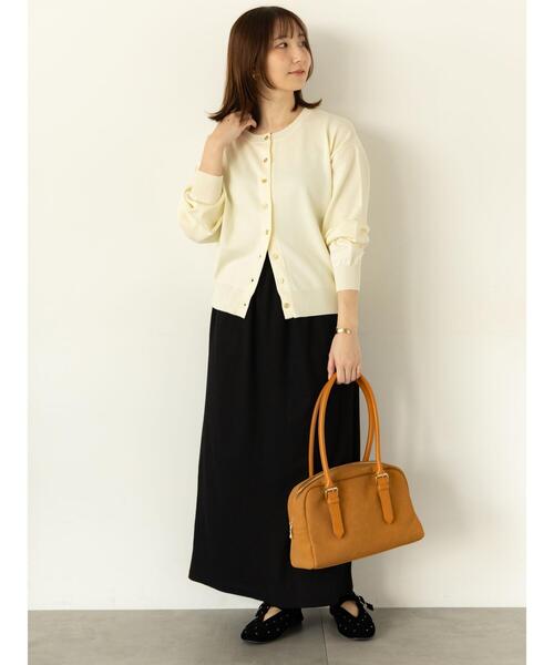 Te chichi TERRASSE（テチチテラス）の「金釦クルーネックカーディガン（カーディガン/ボレロ・レディース・チャコールグレー/イエロー/オフホワイト/ミント・F）」の6枚目の写真