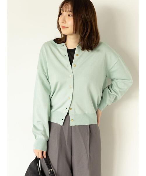 Te chichi TERRASSE（テチチテラス）の「金釦クルーネックカーディガン（カーディガン/ボレロ・レディース・チャコールグレー/イエロー/オフホワイト/ミント・F）」の13枚目の写真