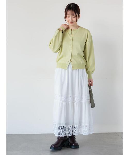 Te chichi TERRASSE（テチチテラス）の「金釦クルーネックカーディガン（カーディガン/ボレロ・レディース・チャコールグレー/イエロー/オフホワイト/ミント・F）」の14枚目の写真