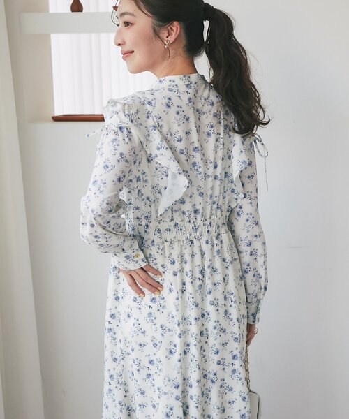 La boutique BonBon（ラブティックボンボン）の「【最強愛されワンピース】小花プリントマーメイドワンピース（ワンピース・レディース・オフホワイト/ライトグレー・FREE/PM）」の9枚目の写真