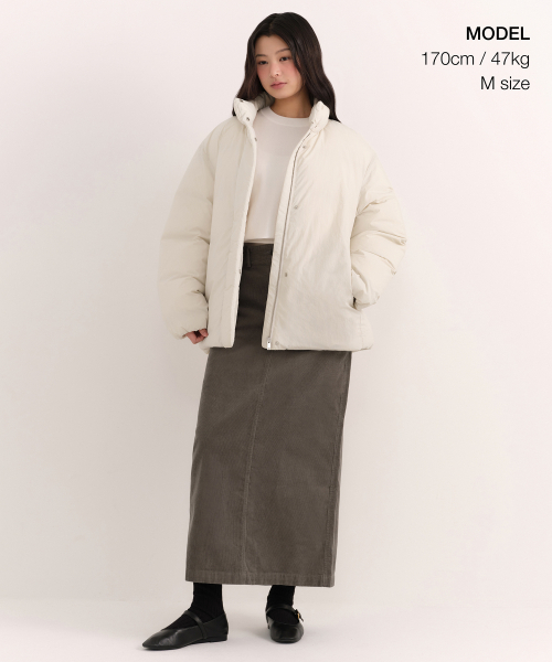 MUSINSA STANDARD WOMAN（ムシンサスタンダードウーマン）の「ウィメンズハイネックミニマルダウンジャケット[クリーム]（ダウンジャケット/コート・レディース・その他・SMALL/MEDIUM/LARGE/X-SMALL）」の7枚目の写真