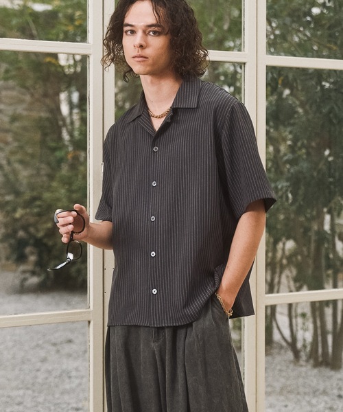 CASPER JOHN(キャスパージョン)の「Pinstripe shirts/ピンストライプシャツ(シャツ/ブラウス・メンズ・ライトグリーン/ダークブラウン/ブラック・SMALL/X-SMALL/LARGE/MEDIUM)」の8枚目の写真