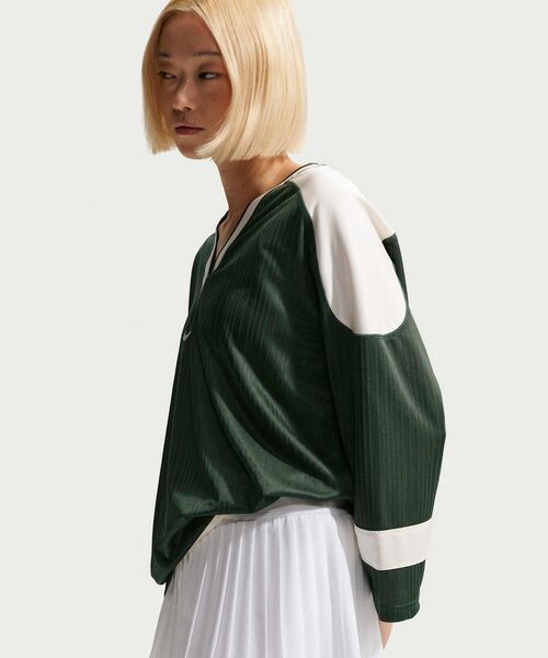 NIKE（ナイキ）の「ナイキ スポーツウェア ウィメンズ オーバーサイズド ジャージー チュニック / Nike Sportswear Women's Oversized Jersey Tunic IF0320-323 Fir（ジャージ・レディース・カモフラージュ・M/L/XS/XL/S）」の18枚目の写真