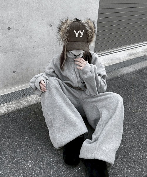 YACA（ヤーカ）の「Cropped Fleece Zip Tops/クロップドフリースジップトップス（ジャージ・レディース・ブラウン/グレー・FREE）」の20枚目の写真