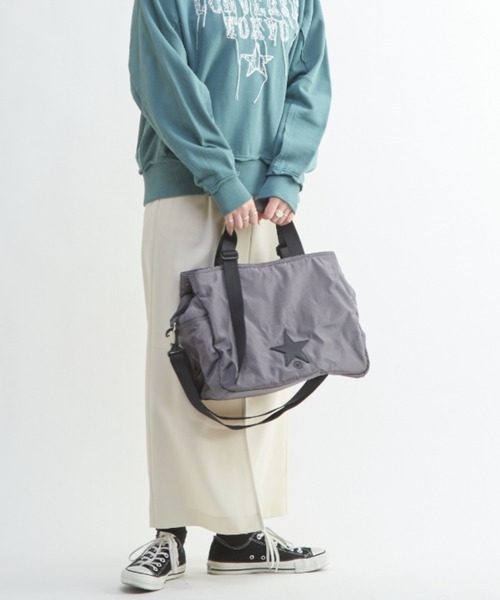 CONVERSE TOKYO(コンバーストウキョウ)の「BIG POCKET NYLON TOTE BAG(トートバッグ・レディース・グレー/ブラウン/ブラック・FREE)」の12枚目の写真