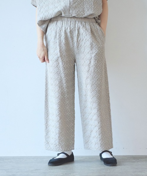 yuni（ユニ　）の「単色刺繍wide pettit pants（その他パンツ・レディース・ブラック/グリーン/ベージュ・FREE）」の3枚目の写真