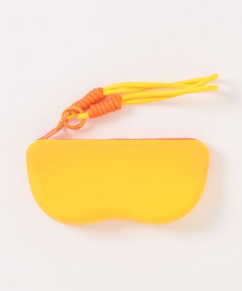 Fun & Daily(ファンアンドデイリー)の「F&D : シリコンカラー メガネ&サングラス ケース(メガネ・レディース・ピンク/ベージュ/ブルーグリーン/イエロー/オレンジ/ブルー・FREE)」の4枚目の写真