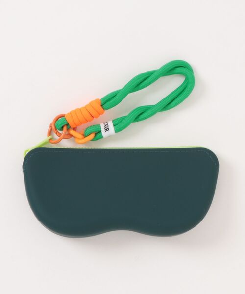 Fun & Daily(ファンアンドデイリー)の「F&D : シリコンカラー メガネ&サングラス ケース(メガネ・レディース・ピンク/ベージュ/ブルーグリーン/イエロー/オレンジ/ブルー・FREE)」の7枚目の写真