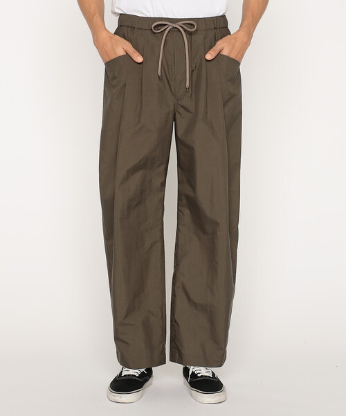 DANTON（ダントン）の「Men's Stunner Nylon 2tuck Easy Pants（その他パンツ・メンズ・グレイッシュベージュ/ブラック/オリーブ/ピンク系その他/グレー系その他・42/38/40/44）」の8枚目の写真