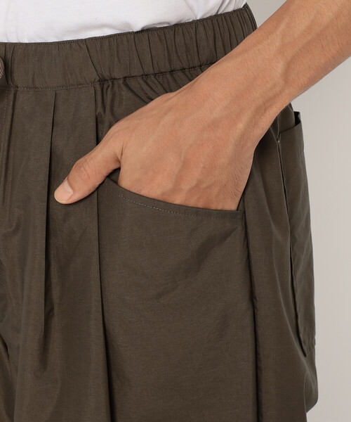 DANTON（ダントン）の「Men's Stunner Nylon 2tuck Easy Pants（その他パンツ・メンズ・グレイッシュベージュ/ブラック/オリーブ/ピンク系その他/グレー系その他・42/38/40/44）」の14枚目の写真