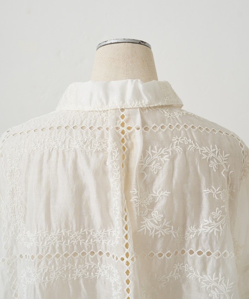 PUAL CE CIN（ピュアルセシン）の「パッチワーク刺繍レースブラウス（シャツ/ブラウス・レディース・オフホワイト/ブラック・FREE）」の13枚目の写真
