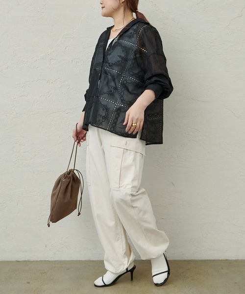PUAL CE CIN（ピュアルセシン）の「パッチワーク刺繍レースブラウス（シャツ/ブラウス・レディース・オフホワイト/ブラック・FREE）」の6枚目の写真