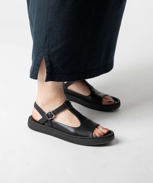 MOHI（モヒ）の「MOHI  MOHI T Strap Leather Sandal モヒ Tストラップ レザーサンダル（サンダル・レディース・ブラック・37/36/38）」の5枚目の写真