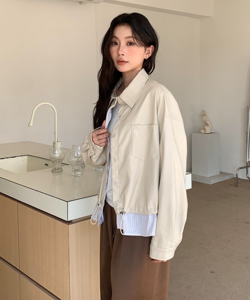 ROOPTOKYO(ループトウキョウ)の「シャツドッキング風フェイクレザーブルゾン 冬服(ブルゾン・レディース・アイボリー/ブラック・FREE)」の13枚目の写真