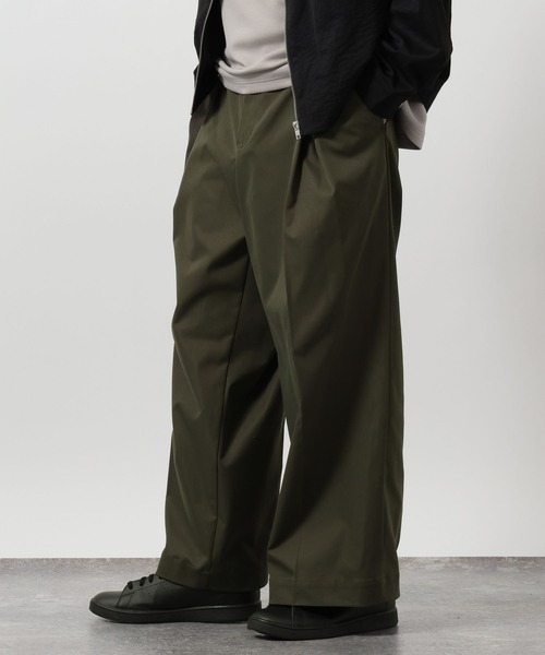 LAKOLE（ラコレ）の「【セットアップ可】3Dタックワイドパンツ / 648032（その他パンツ・メンズ・カーキ/ブラック・LARGE/MEDIUM）」の6枚目の写真
