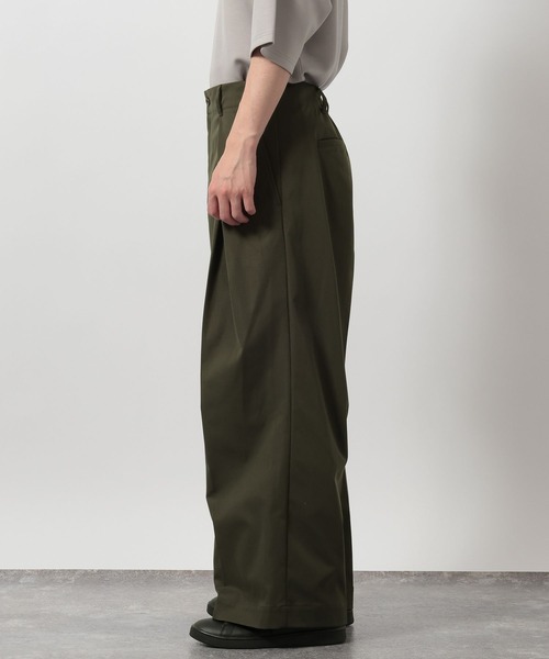 LAKOLE（ラコレ）の「【セットアップ可】3Dタックワイドパンツ / 648032（その他パンツ・メンズ・カーキ/ブラック・LARGE/MEDIUM）」の9枚目の写真