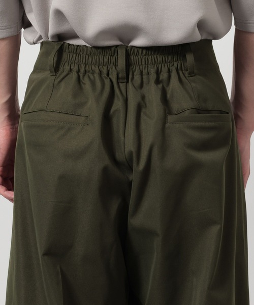 LAKOLE（ラコレ）の「【セットアップ可】3Dタックワイドパンツ / 648032（その他パンツ・メンズ・カーキ/ブラック・LARGE/MEDIUM）」の14枚目の写真